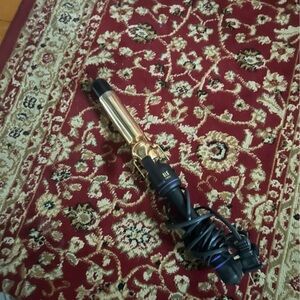 Hot tools 1 inch barrel 24 k gold curling iron
